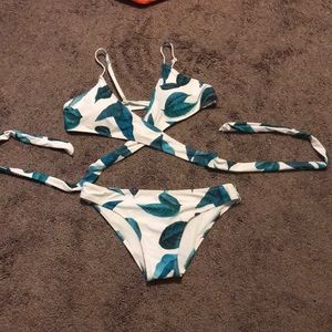 Cupshe bikini! Never worn!